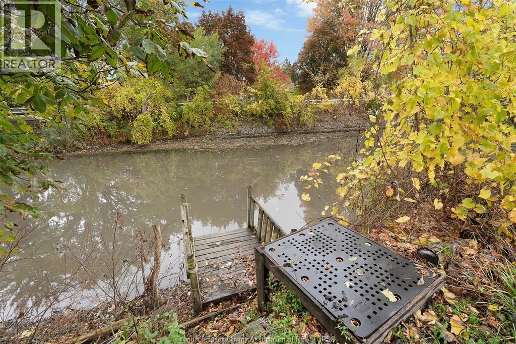 1595 Sprucewood Avenue, Lasalle, Ontario    - Photo 3 - 25025438
