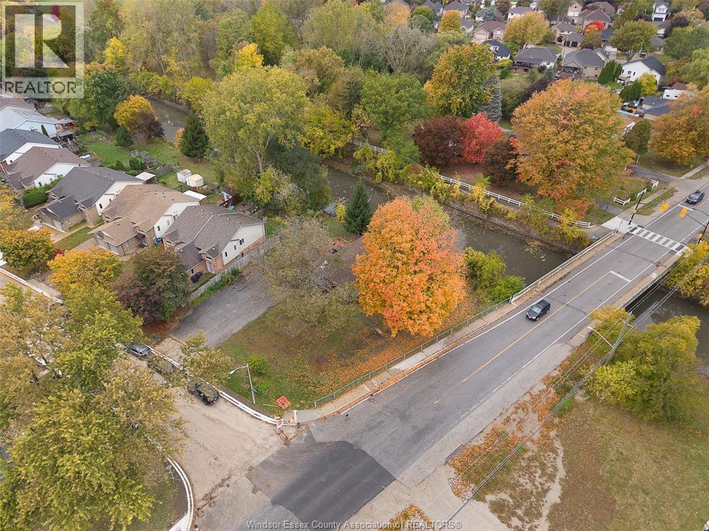 1595 Sprucewood Avenue, Lasalle, Ontario    - Photo 35 - 25025438