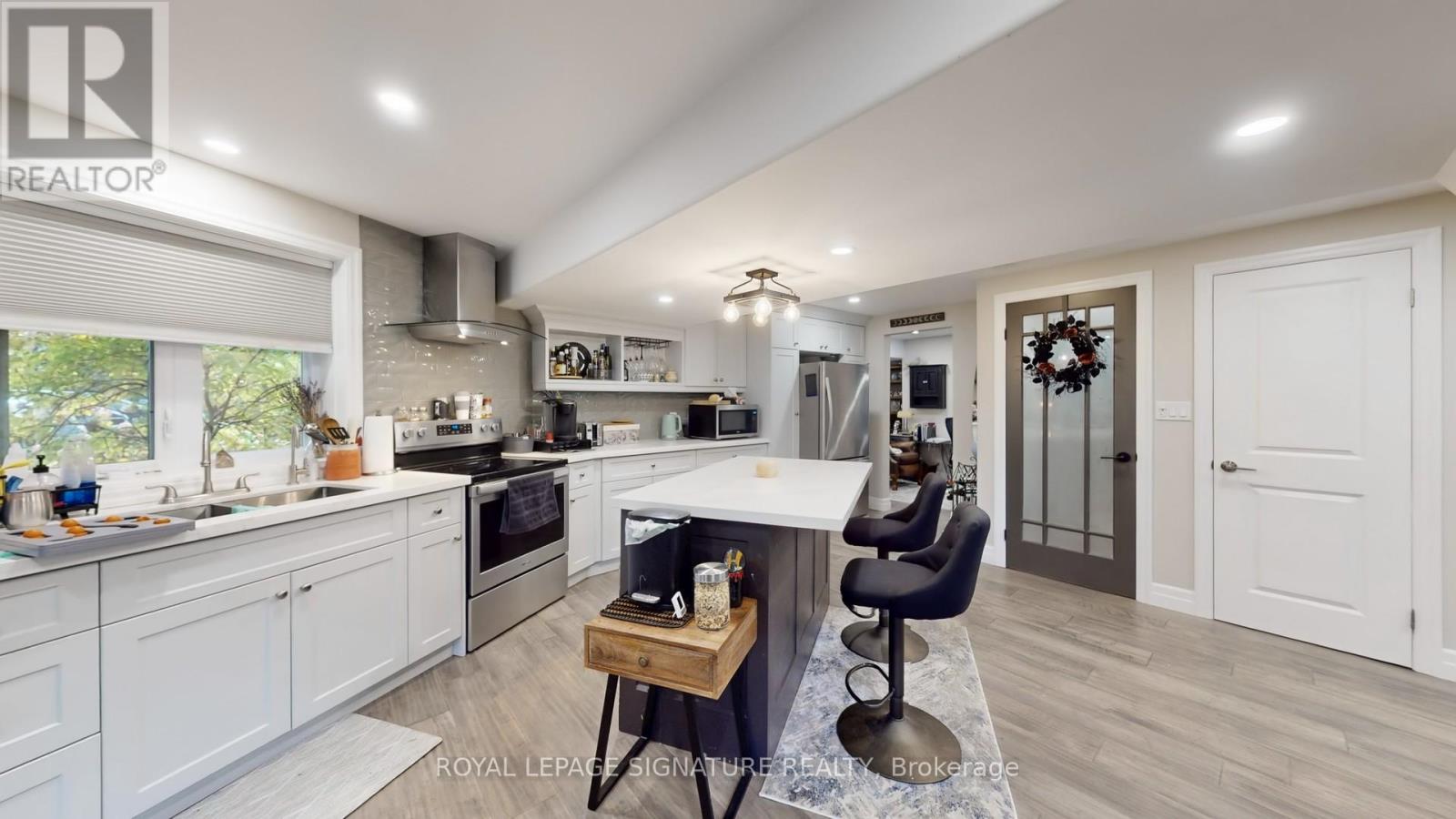 16 Mollison Court, Guelph (Kortright Hills), Ontario  N1C 1A7 - Photo 30 - X12481554