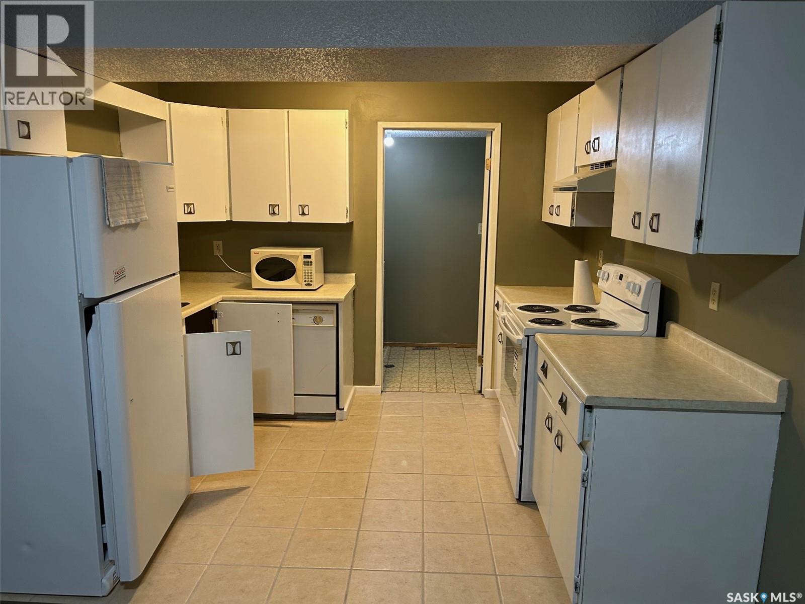 6517 Rochdale Boulevard, Regina, Saskatchewan  S4X 2Z1 - Photo 2 - SK021715