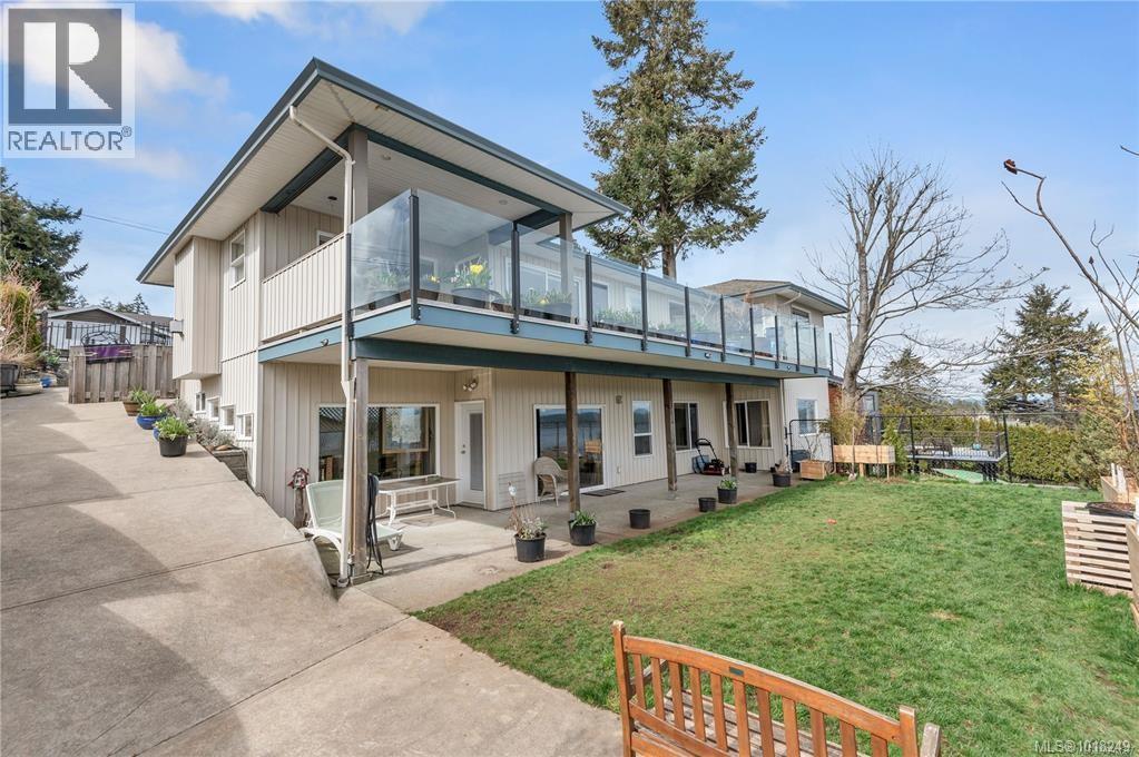 253 Alder St S, Campbell River, British Columbia  V9W 2M9 - Photo 2 - 1018249