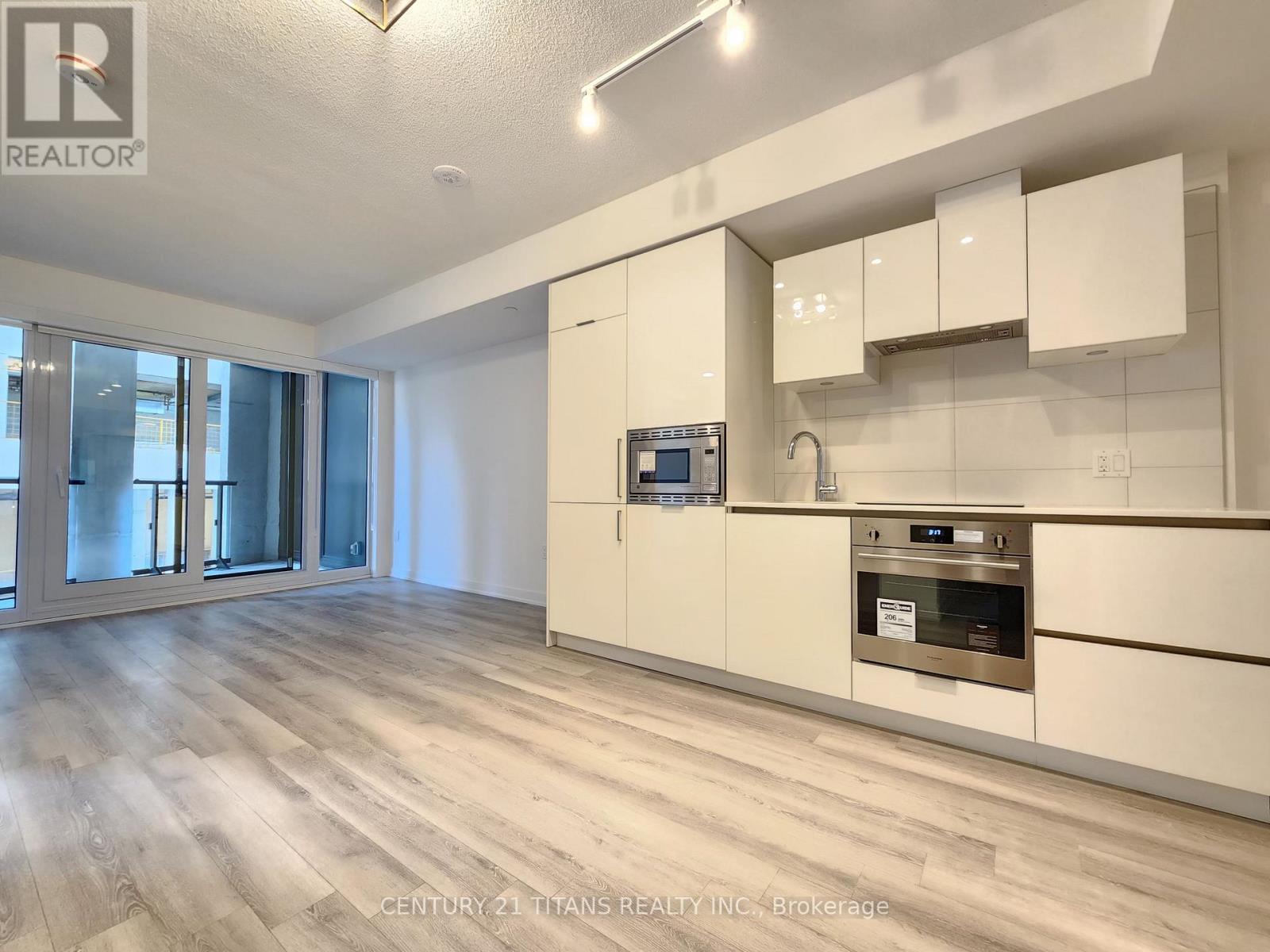 506 - 238 Simcoe Street, Toronto, Ontario  M5T 0E2 - Photo 2 - C12481986