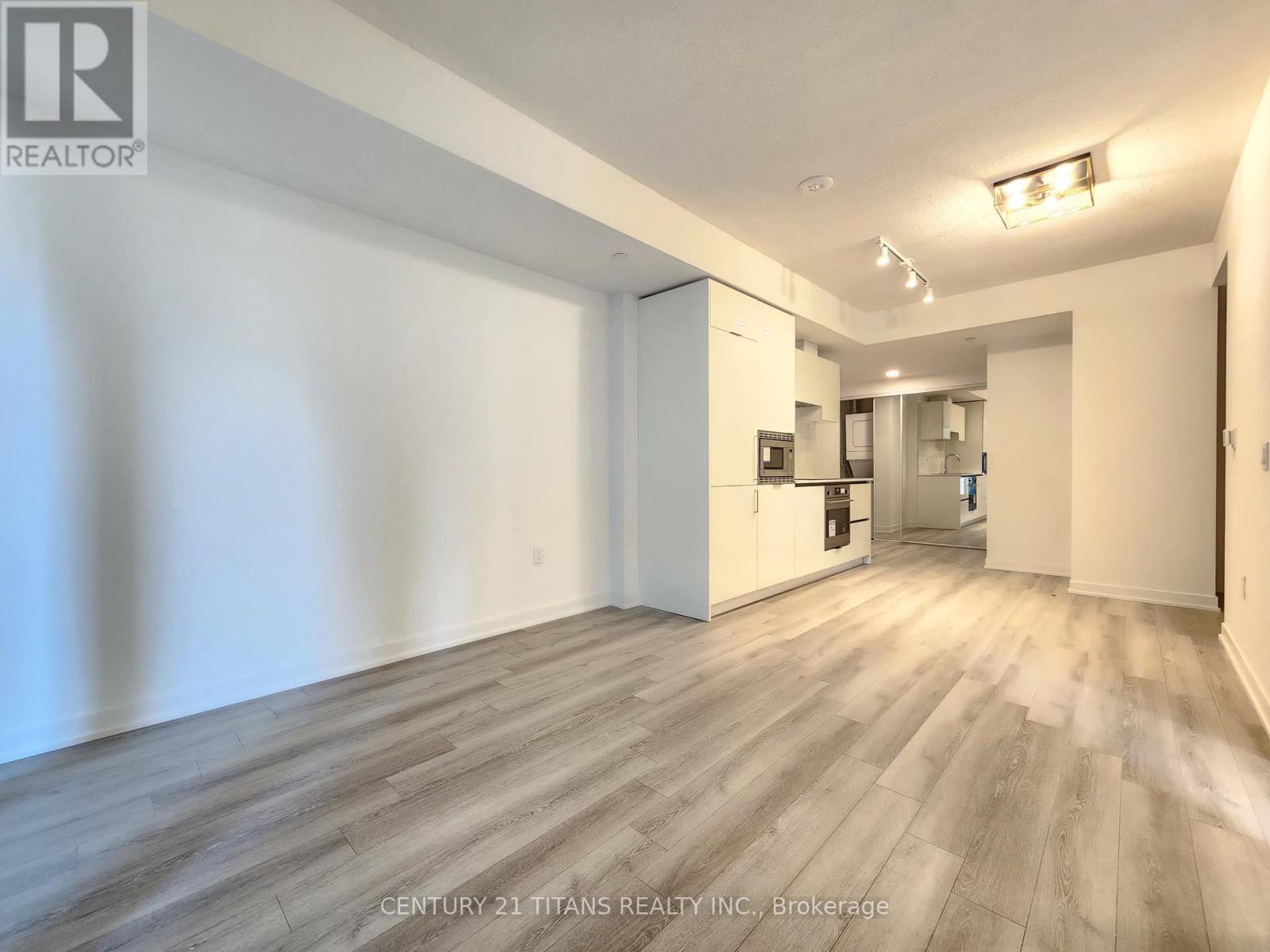 506 - 238 Simcoe Street, Toronto, Ontario  M5T 0E2 - Photo 5 - C12481986