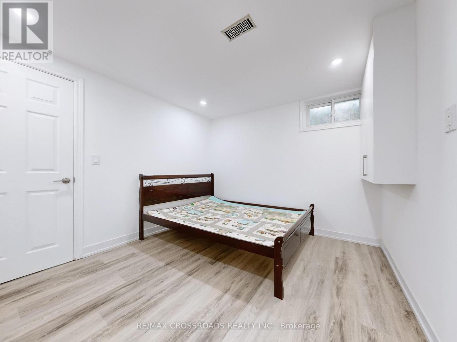 49 King Louis Crescent, Toronto, Ontario  M1T 2X1 - Photo 32 - E12477814