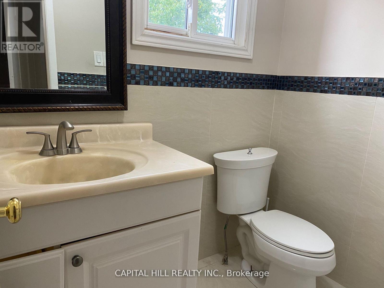 Main Floor - 34 Allard Avenue, Ajax, Ontario  L1Z 1A7 - Photo 10 - E12481956