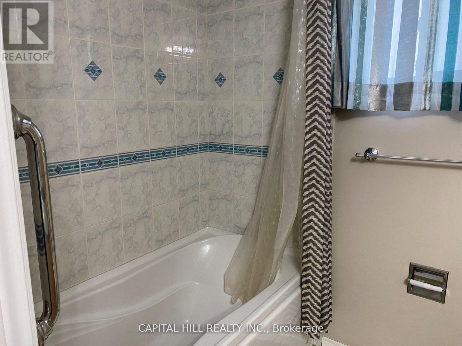 Main Floor - 34 Allard Avenue, Ajax, Ontario  L1Z 1A7 - Photo 15 - E12481956