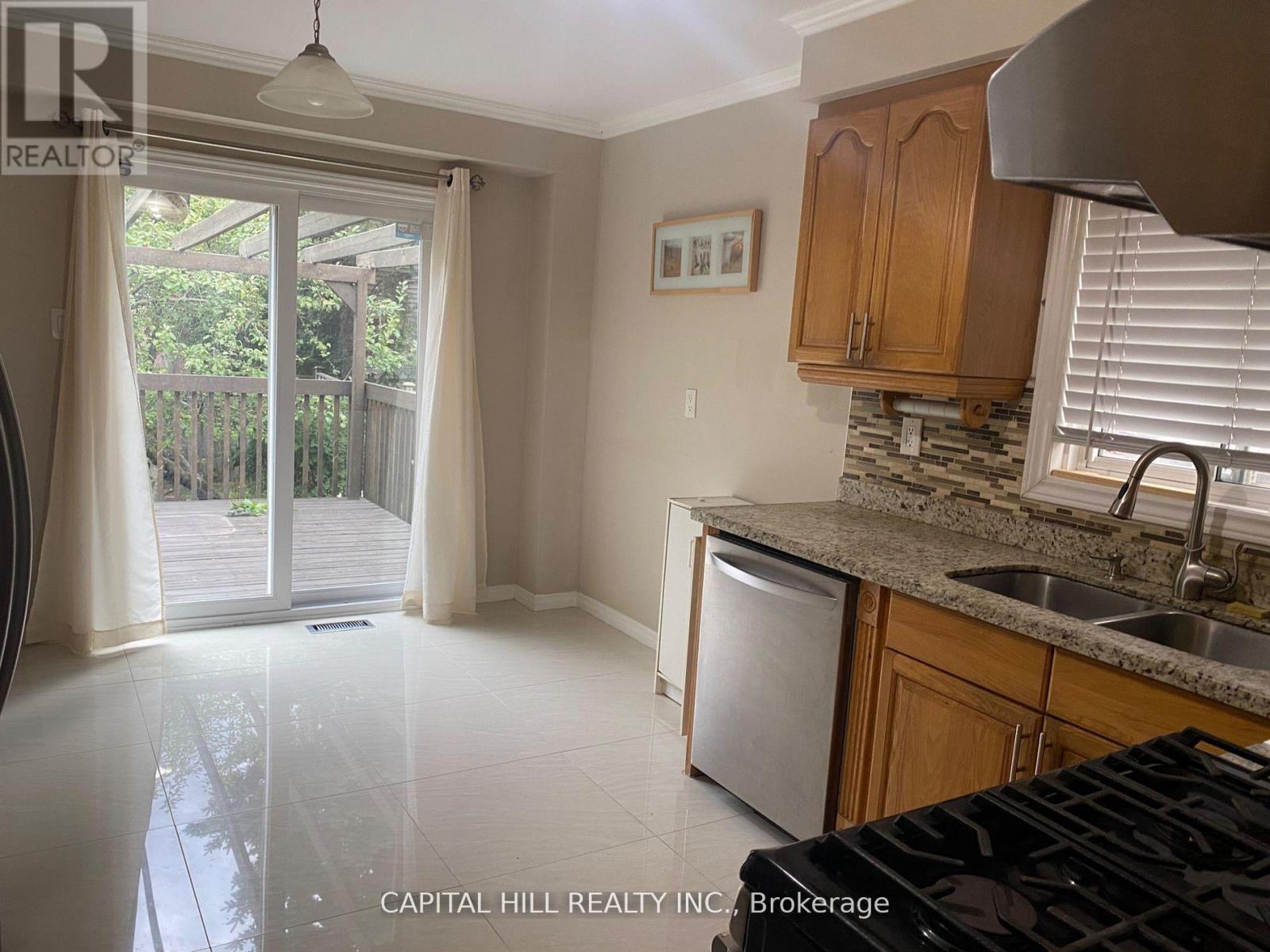 Main Floor - 34 Allard Avenue, Ajax, Ontario  L1Z 1A7 - Photo 8 - E12481956
