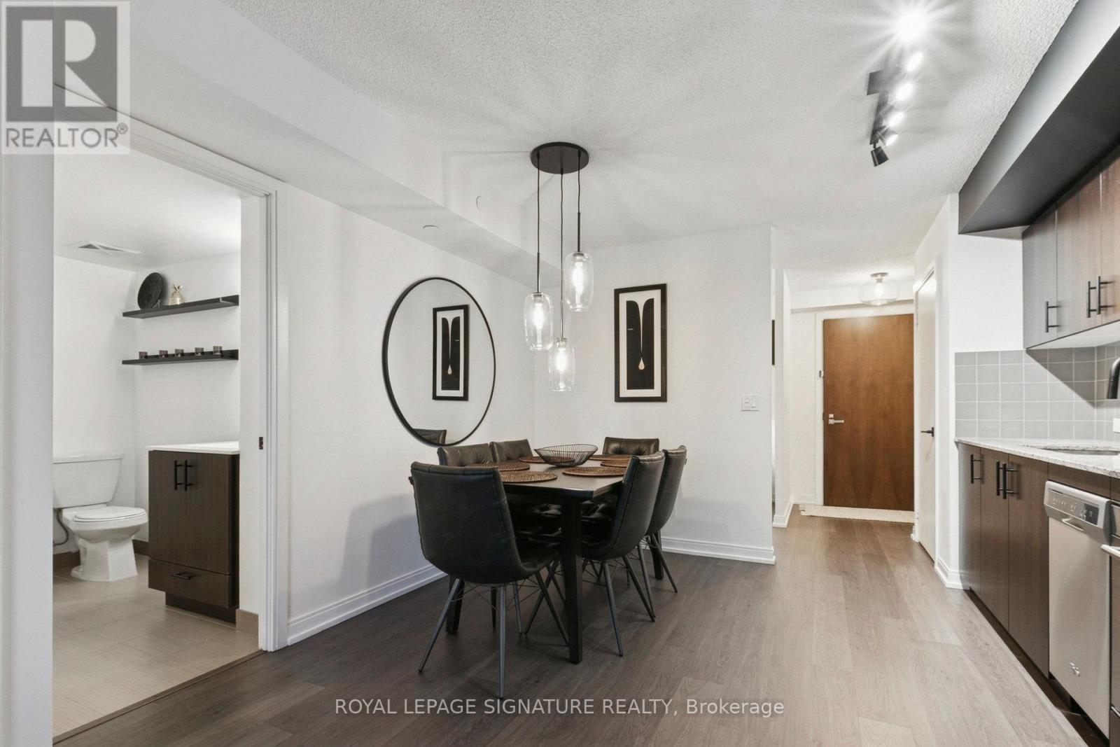 1301 - 255 Village Green Square, Toronto, Ontario  M1S 0L7 - Photo 6 - E12481967