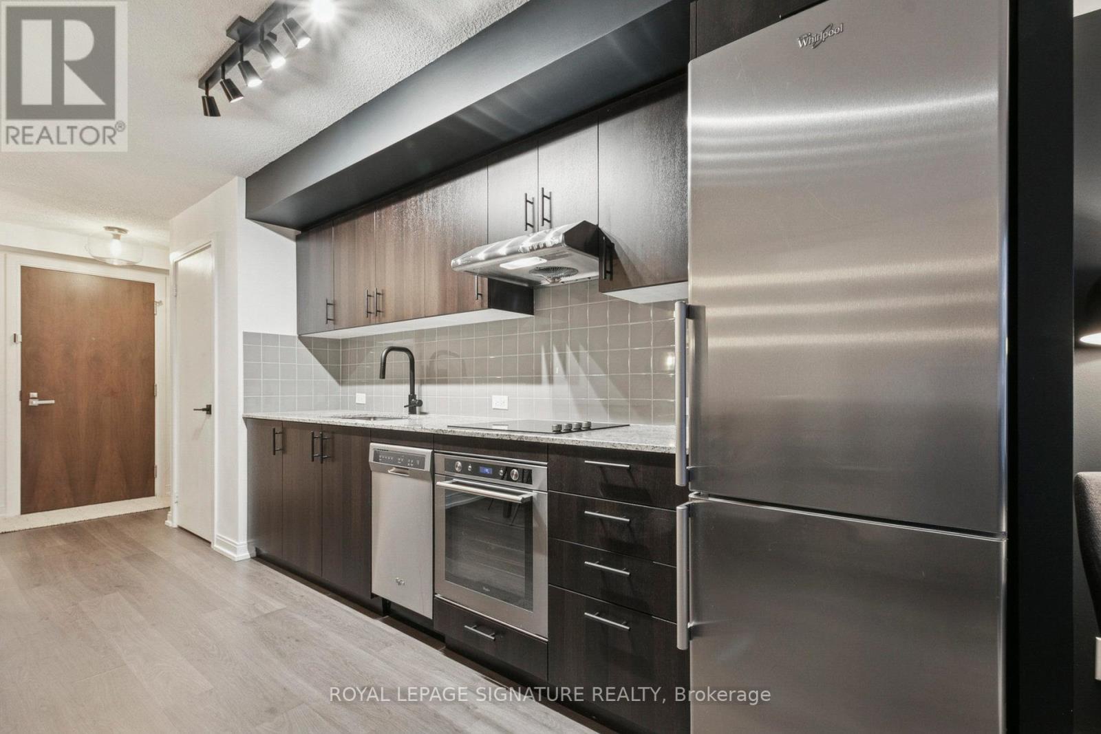 1301 - 255 Village Green Square, Toronto, Ontario  M1S 0L7 - Photo 9 - E12481967