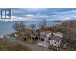 8 FIRST PRIVATE Road, Hamilton, Ontario