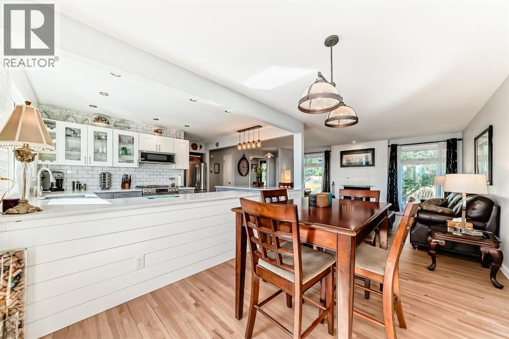 132 Silver Ridge Rise Nw, Calgary, Alberta  T3B 4P7 - Photo 10 - A2257925