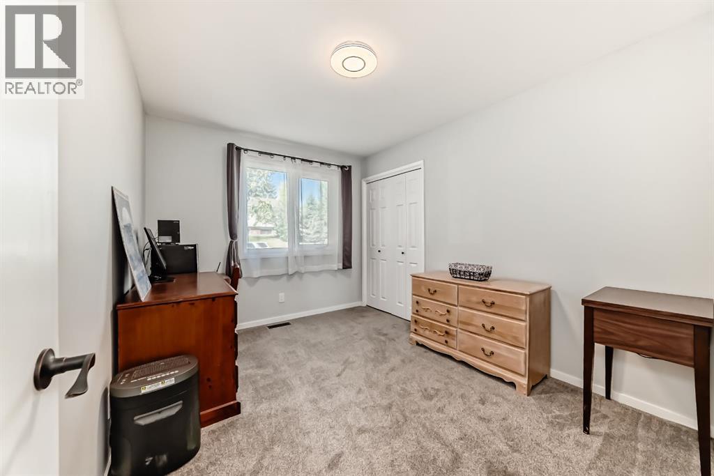 132 Silver Ridge Rise Nw, Calgary, Alberta  T3B 4P7 - Photo 19 - A2257925