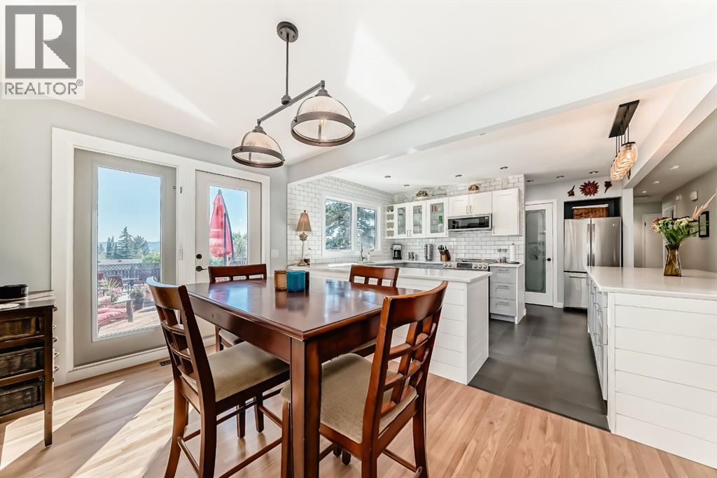 132 Silver Ridge Rise Nw, Calgary, Alberta  T3B 4P7 - Photo 11 - A2257925