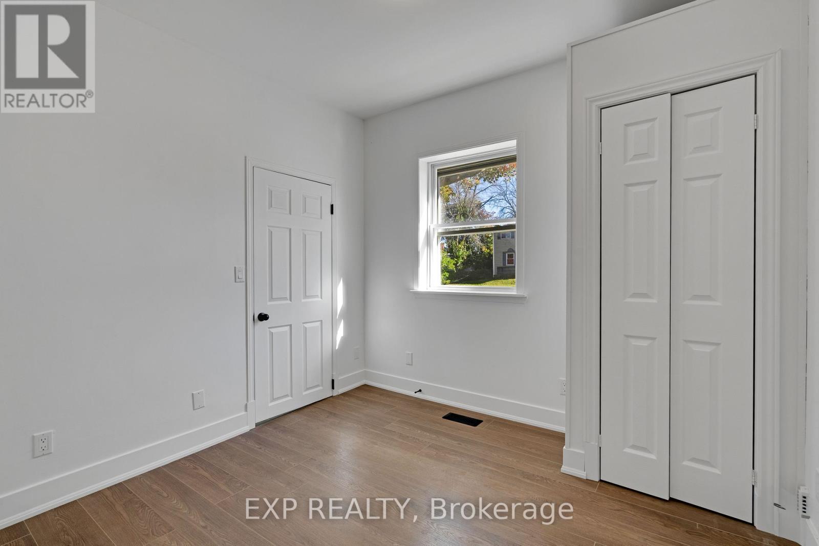 269 Moffat Street, Orillia, Ontario  L3V 4E9 - Photo 13 - S12481971