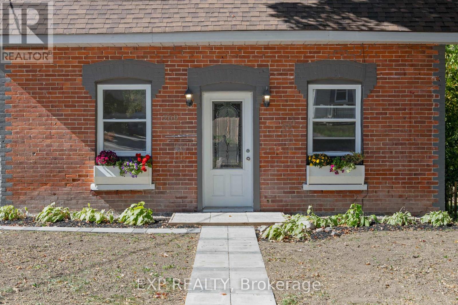 269 Moffat Street, Orillia, Ontario  L3V 4E9 - Photo 2 - S12481971