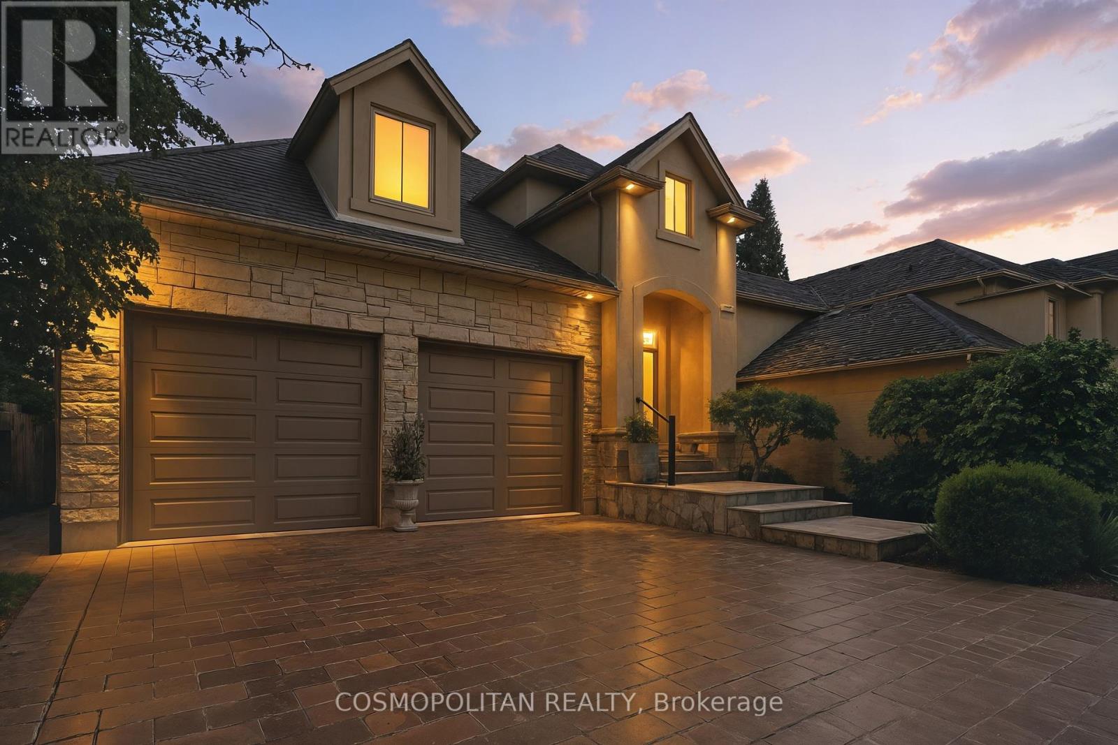 5 Brooklyn Court, St. Catharines, Ontario  L2N 7S6 - Photo 1 - X12459144