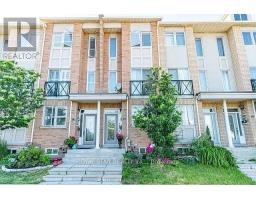 22 MARKET GARDEN MEWS, Toronto, Ontario