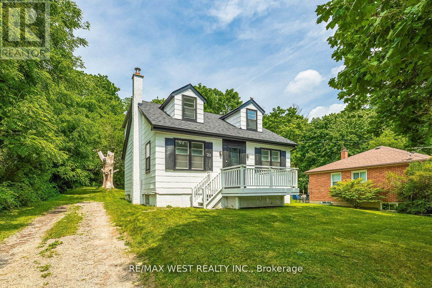 211 KING STREET W, Caledon, Ontario