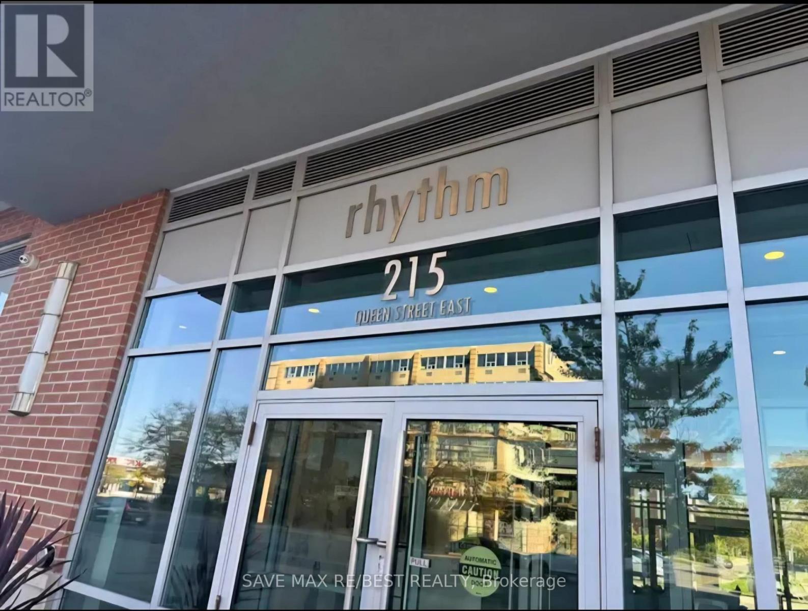 2207 - 215 QUEEN STREET, Brampton, Ontario