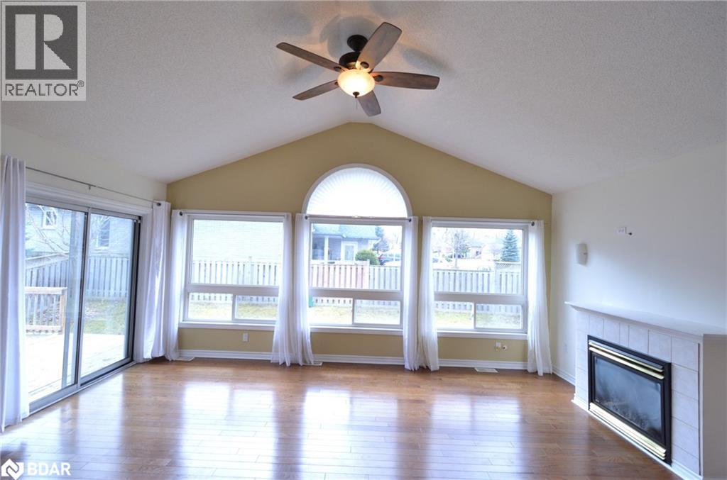 58 Bloxham Place, Barrie, Ontario  L4N 9K2 - Photo 7 - 40782200