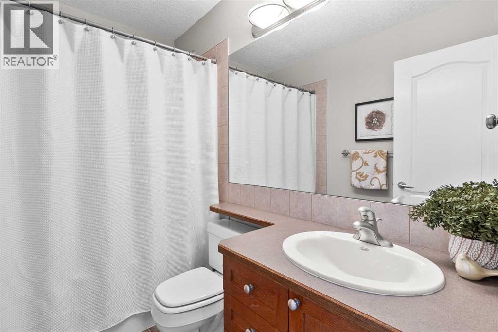 149 Tanner Close Se, Airdrie, Alberta  T4A 2E8 - Photo 33 - A2255748