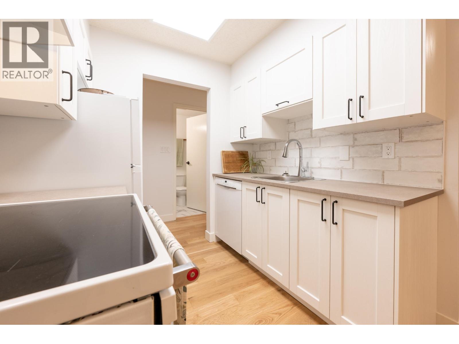 117 265 E 15th Avenue, Vancouver, British Columbia  V5T 4K4 - Photo 8 - R3061887