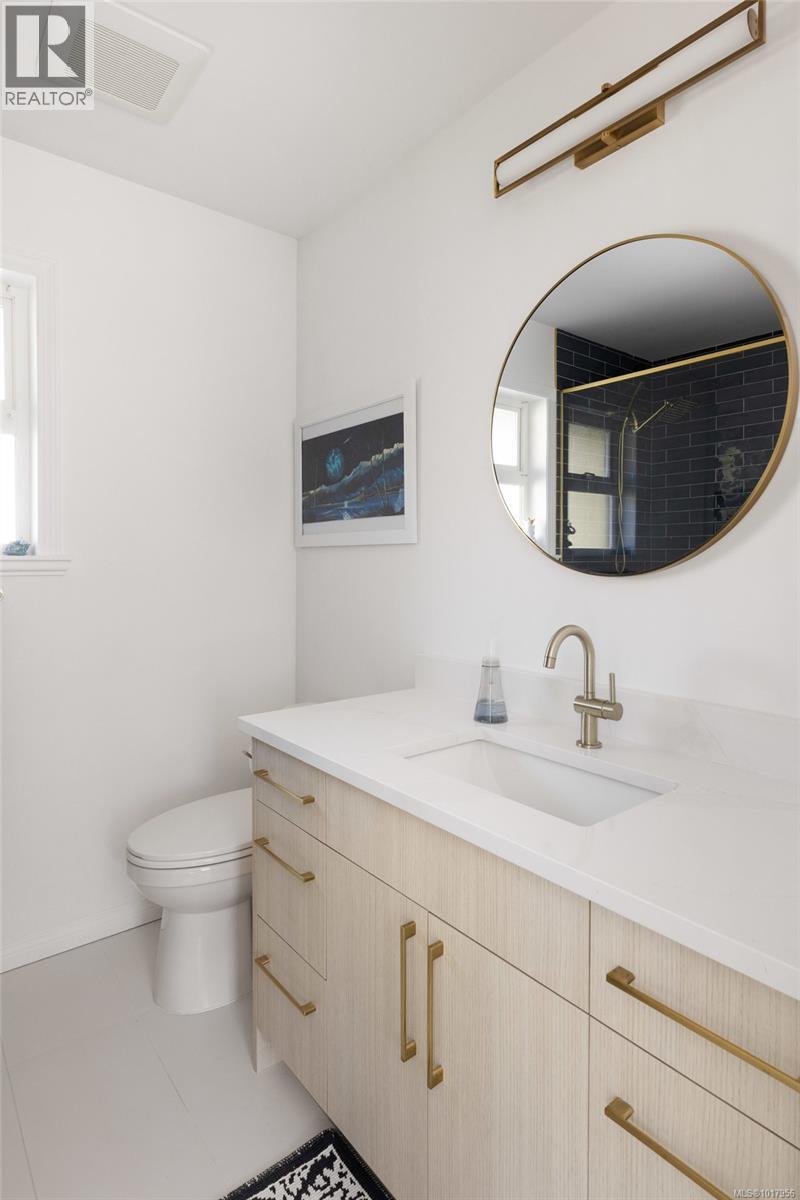 2545 Newman Rd, Central Saanich, British Columbia  V8M 1V1 - Photo 15 - 1017956