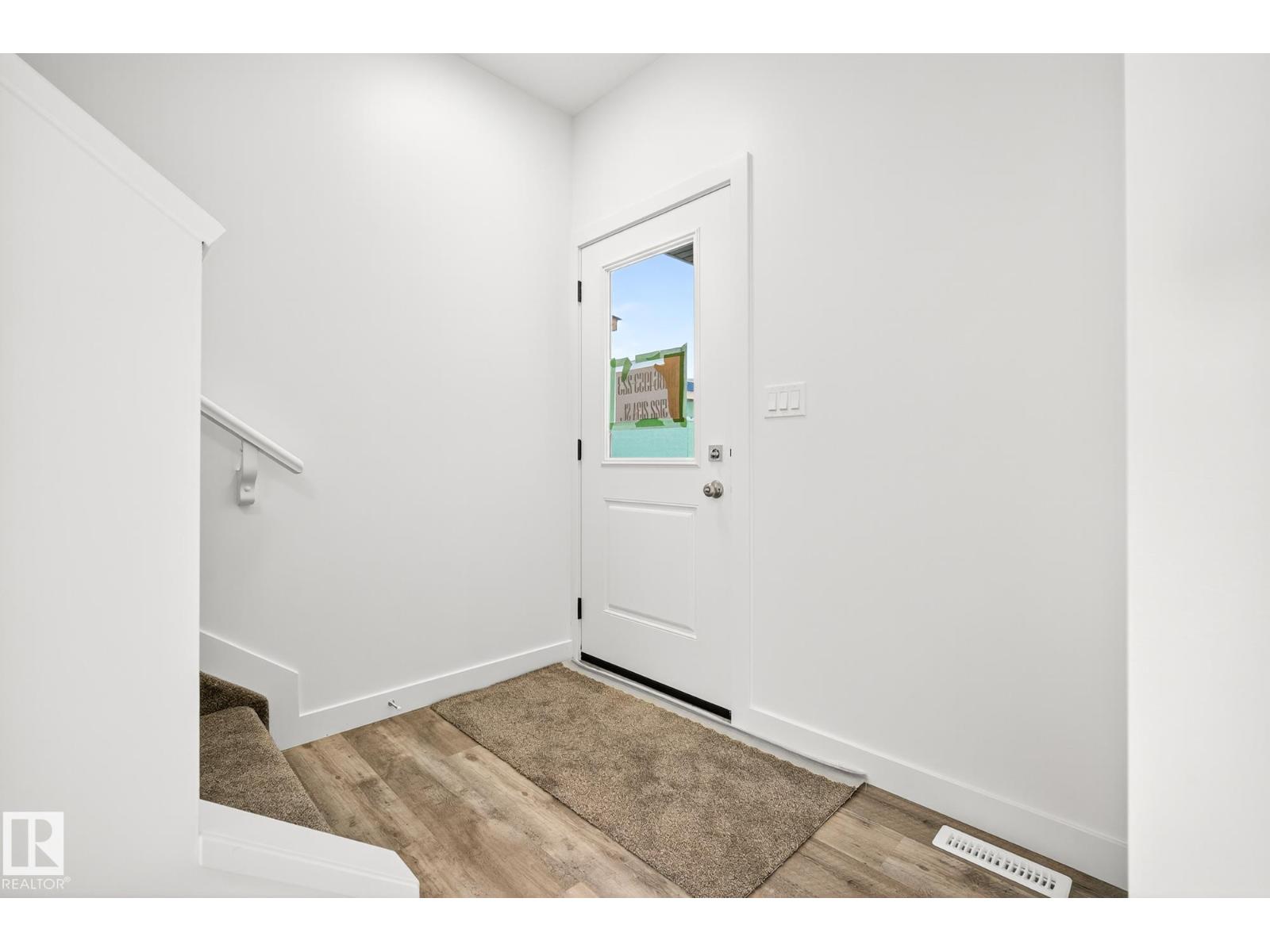 #5 5122 213a St Nw, Edmonton, Alberta  T6M 0K7 - Photo 3 - E4463453