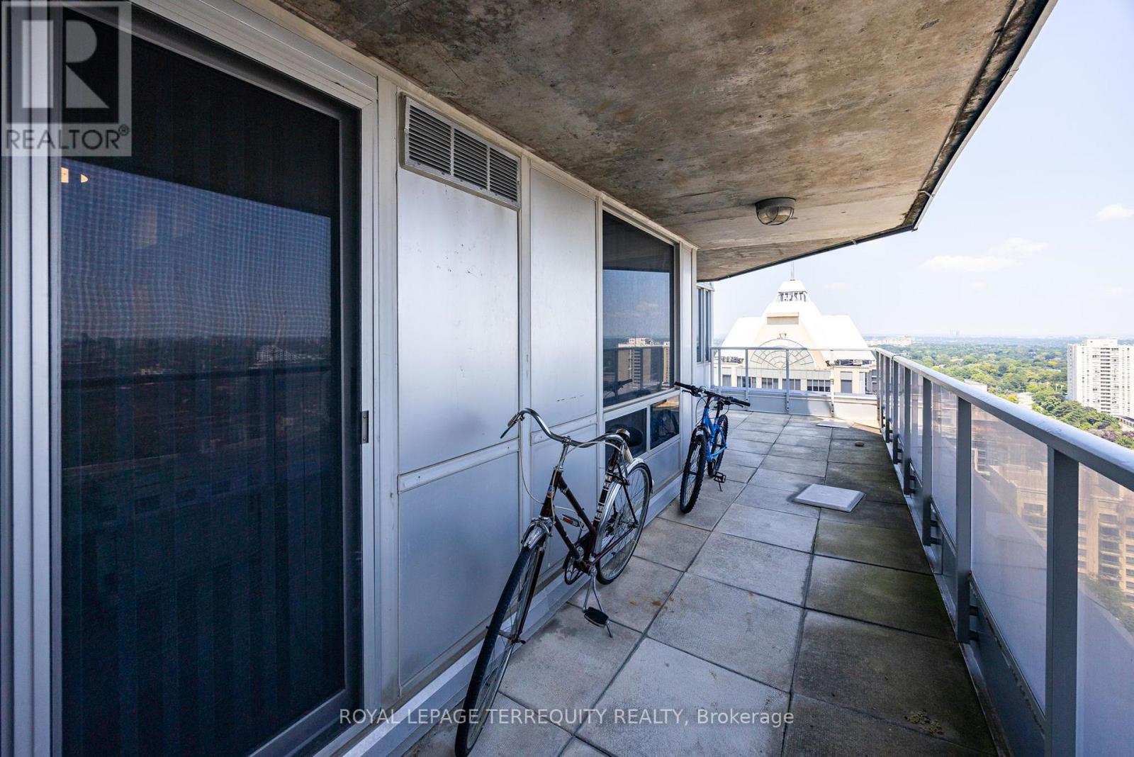 2204 - 1 Rean Drive, Toronto, Ontario  M2K 3C1 - Photo 16 - C12481997