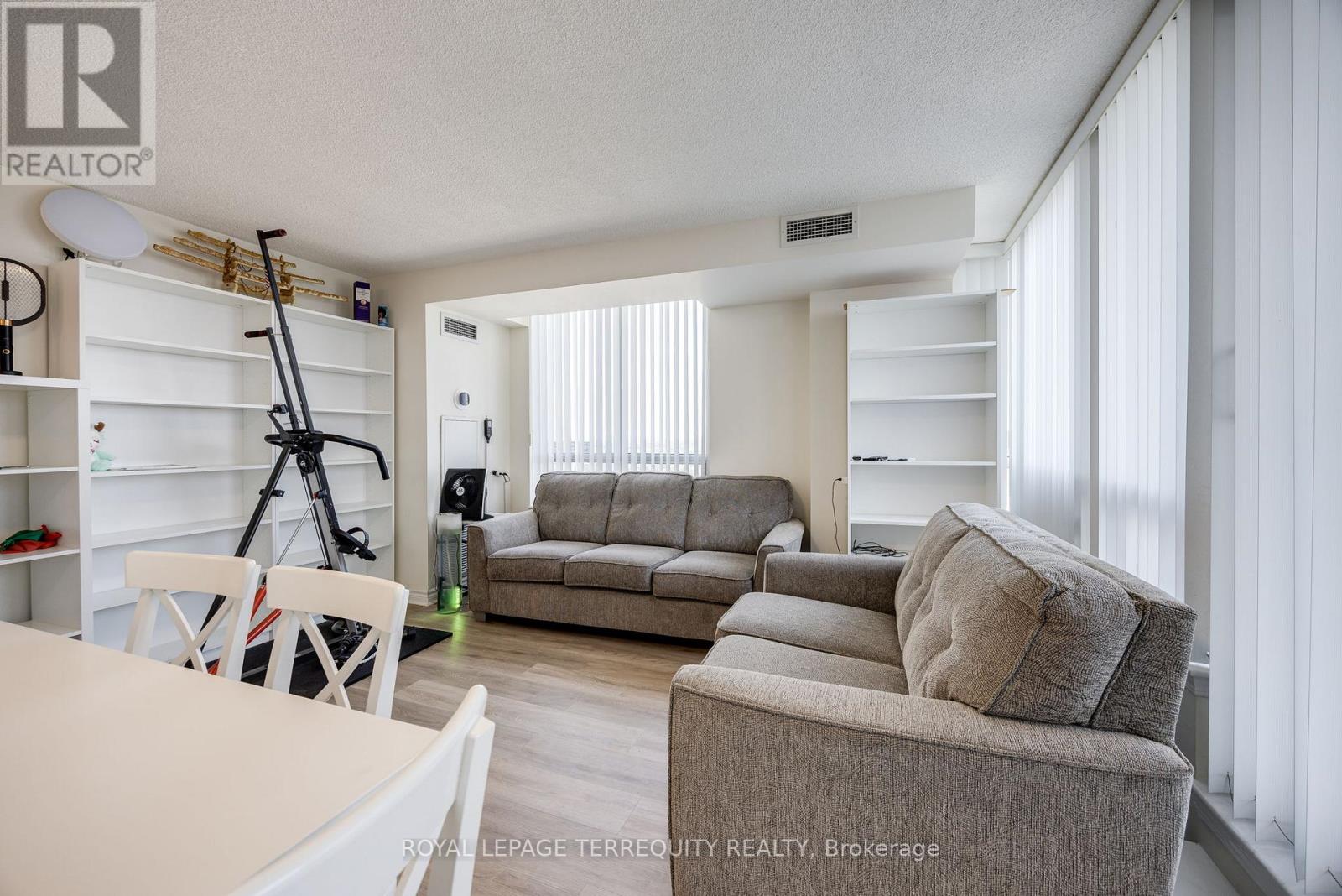2204 - 1 Rean Drive, Toronto, Ontario  M2K 3C1 - Photo 24 - C12481997