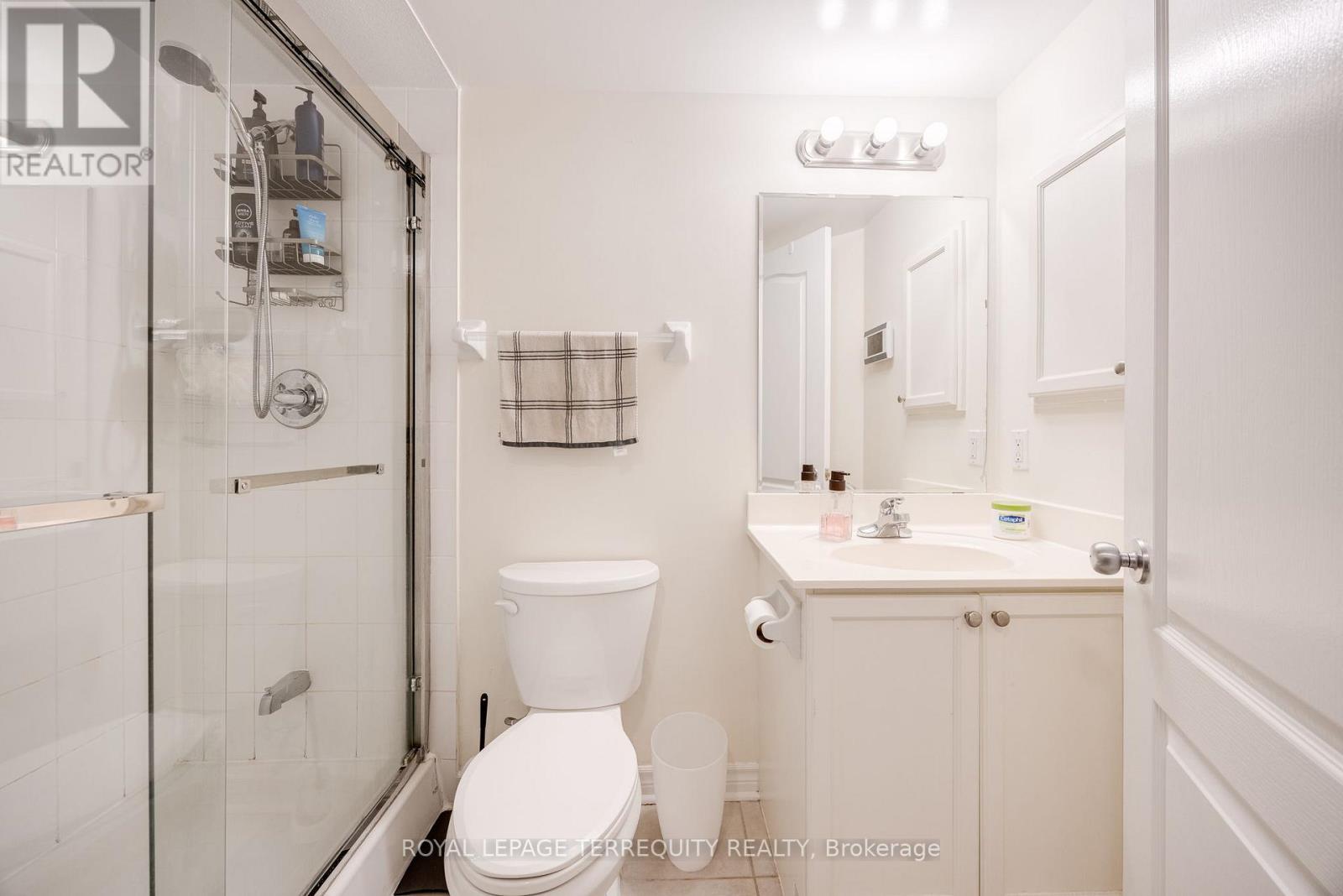 2204 - 1 Rean Drive, Toronto, Ontario  M2K 3C1 - Photo 9 - C12481997