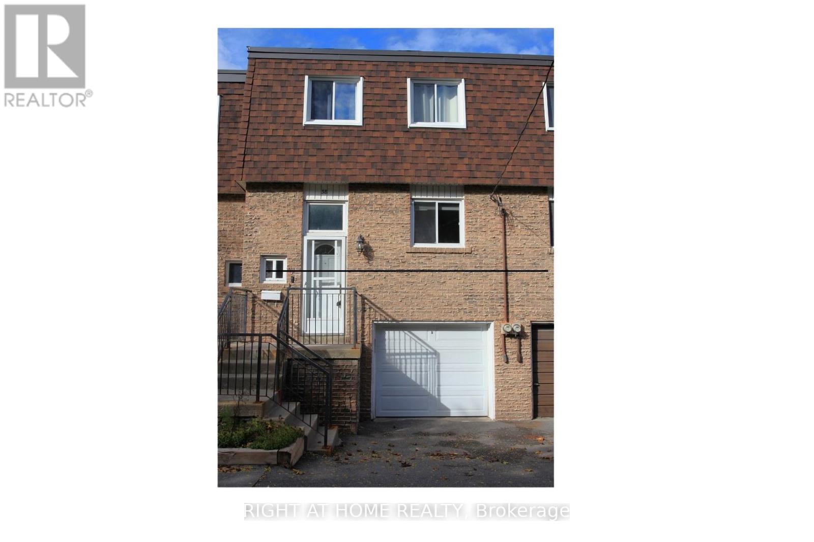38 - 38 THE CARRIAGE WAY, Markham, Ontario