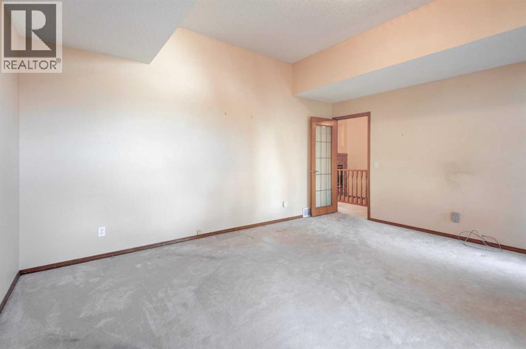 1567 Evergreen Drive Sw, Calgary, Alberta  T2Y 3B7 - Photo 5 - A2266781