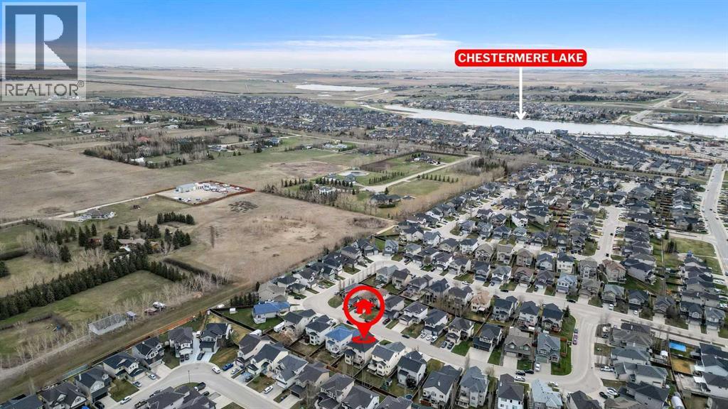 213 Hawkmere Close, Chestermere, Alberta  T1X 0C1 - Photo 4 - A2249035