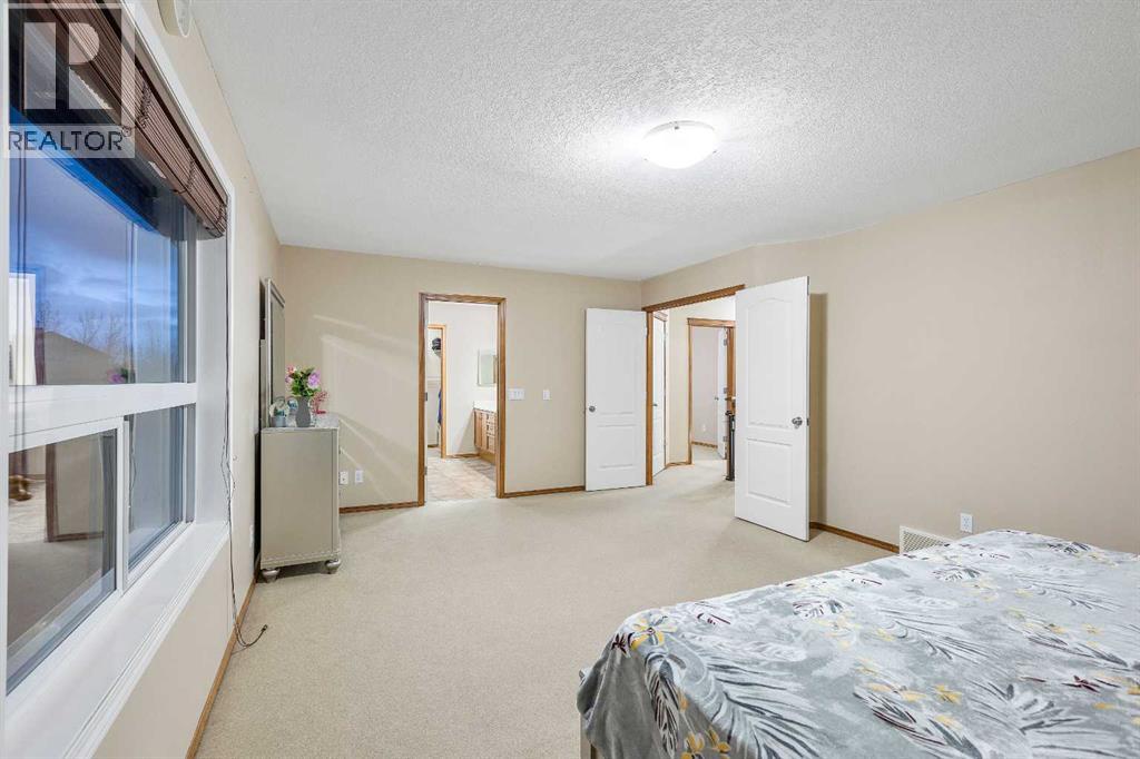 213 Hawkmere Close, Chestermere, Alberta  T1X 0C1 - Photo 28 - A2249035