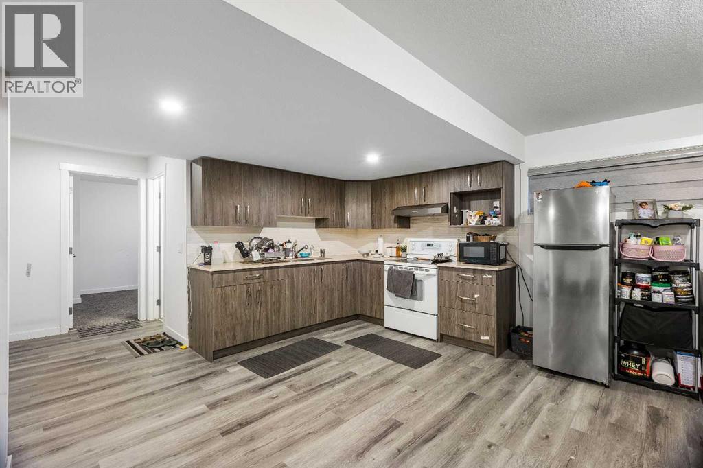 213 Hawkmere Close, Chestermere, Alberta  T1X 0C1 - Photo 36 - A2249035