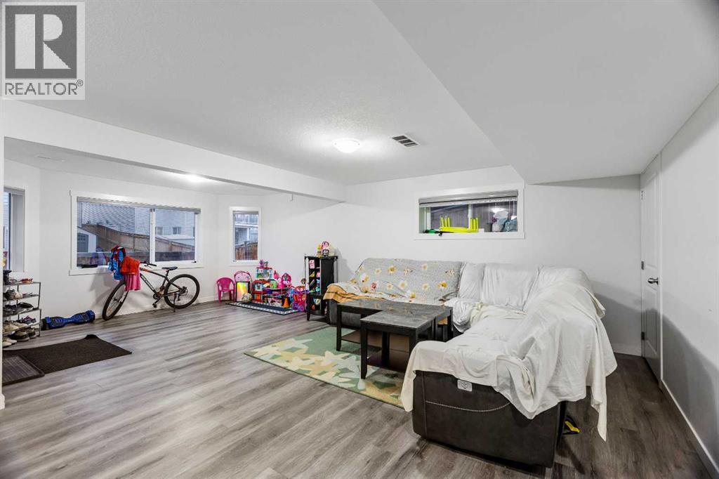 213 Hawkmere Close, Chestermere, Alberta  T1X 0C1 - Photo 34 - A2249035