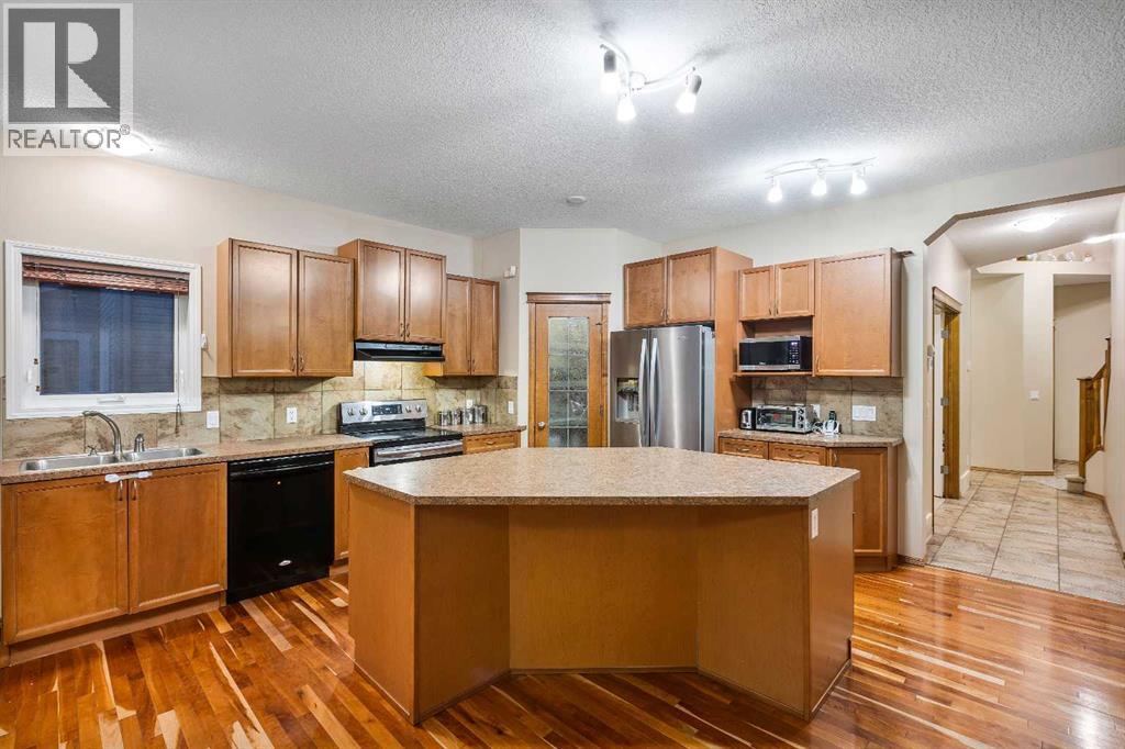 213 Hawkmere Close, Chestermere, Alberta  T1X 0C1 - Photo 14 - A2249035