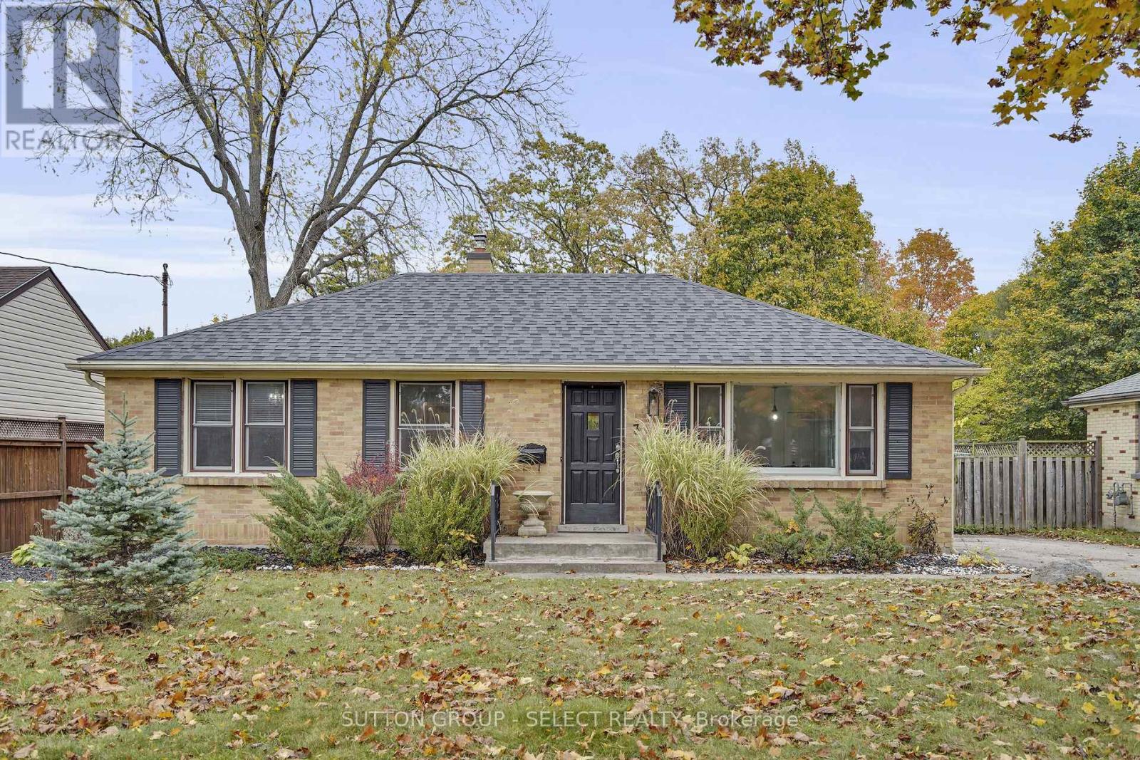 346 STEPHEN STREET, London South, Ontario
