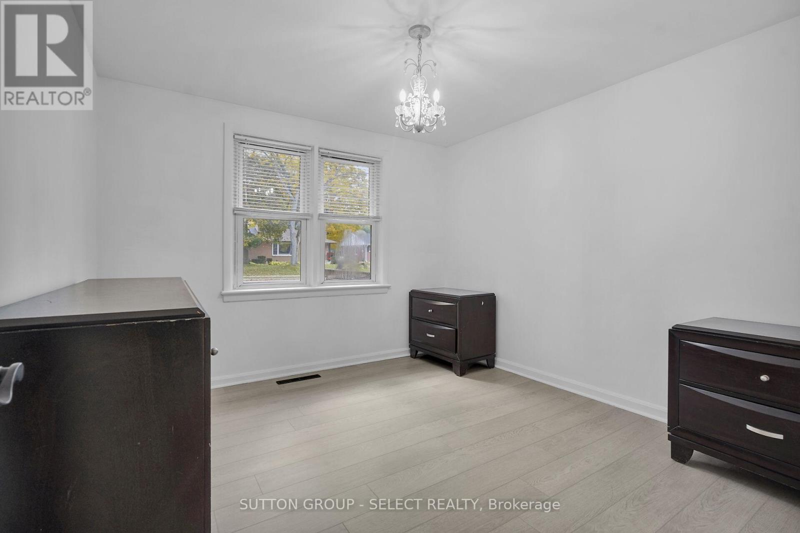346 Stephen Street, London South, Ontario  N6K 2N3 - Photo 18 - X12482038