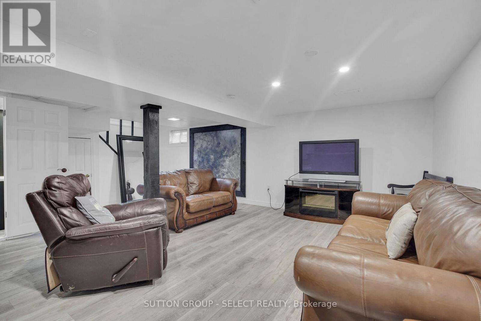 346 Stephen Street, London South, Ontario  N6K 2N3 - Photo 25 - X12482038