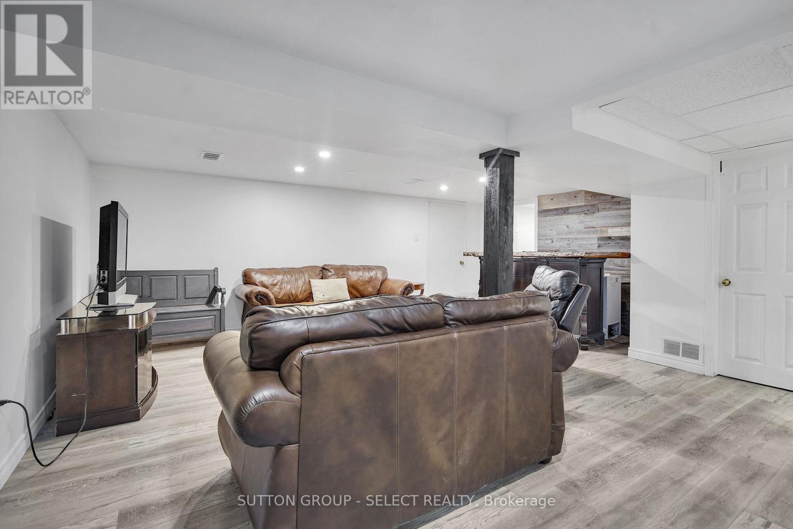 346 Stephen Street, London South, Ontario  N6K 2N3 - Photo 26 - X12482038