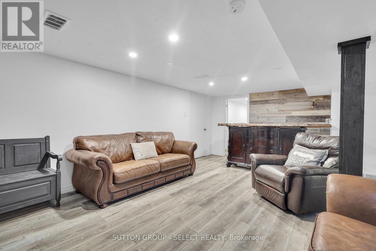 346 Stephen Street, London South, Ontario  N6K 2N3 - Photo 27 - X12482038