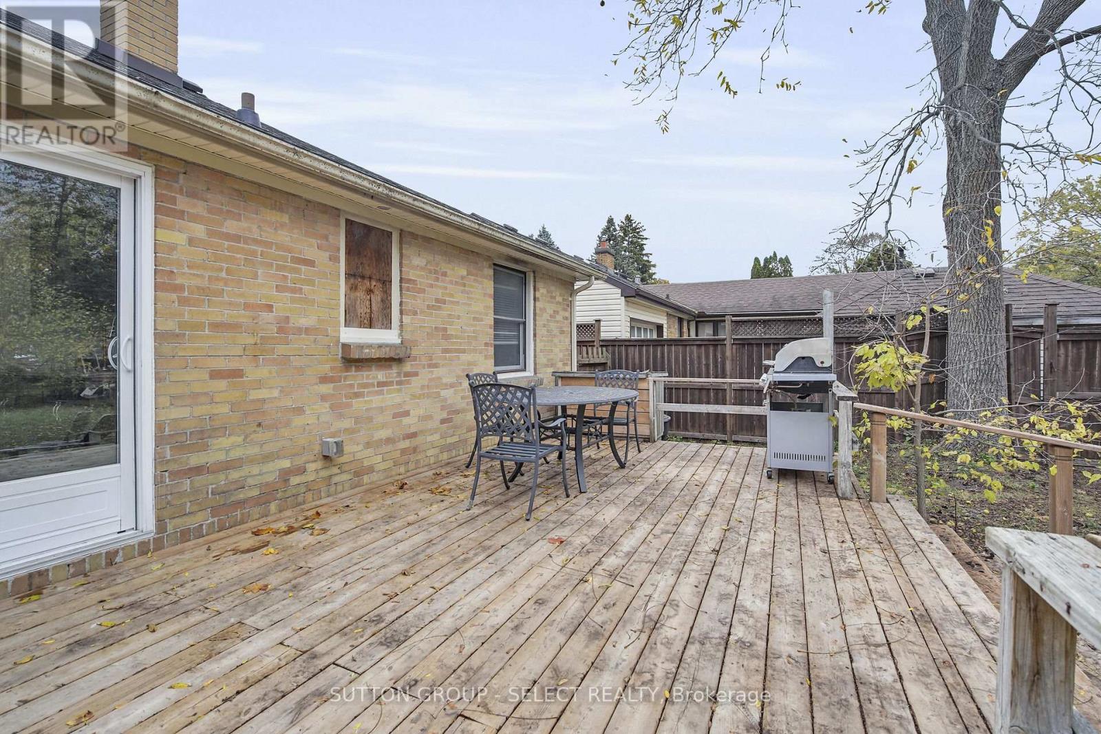 346 Stephen Street, London South, Ontario  N6K 2N3 - Photo 34 - X12482038