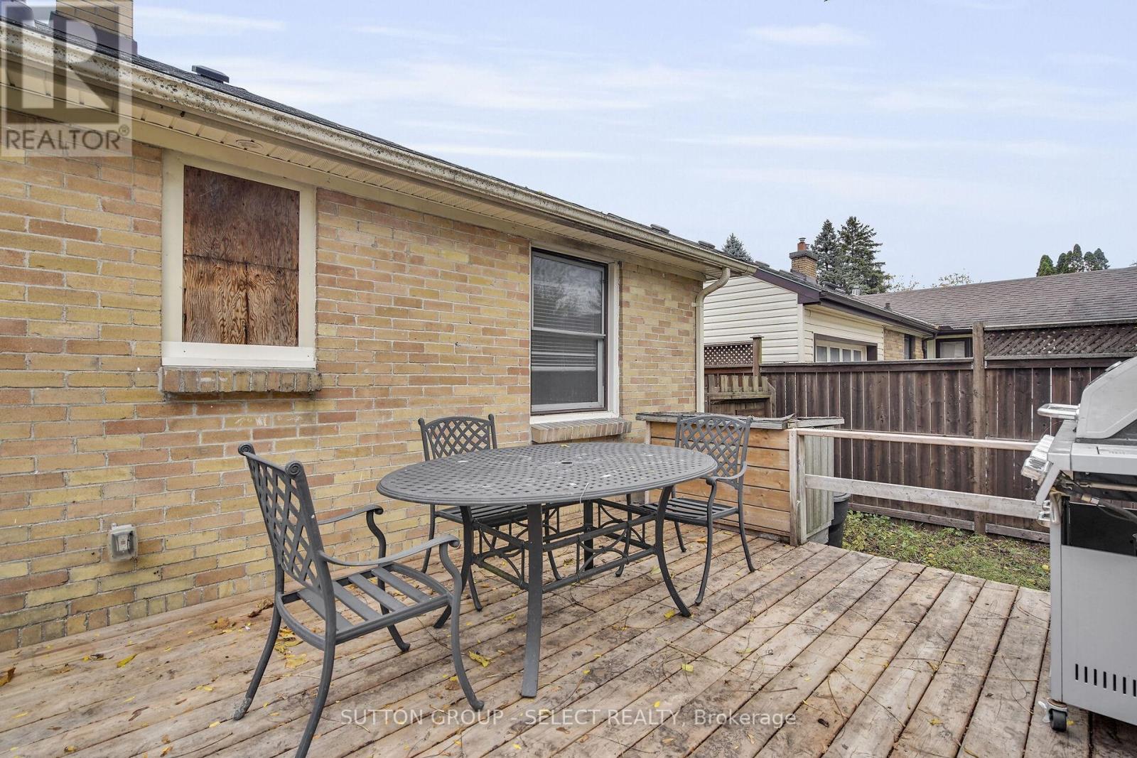 346 Stephen Street, London South, Ontario  N6K 2N3 - Photo 35 - X12482038
