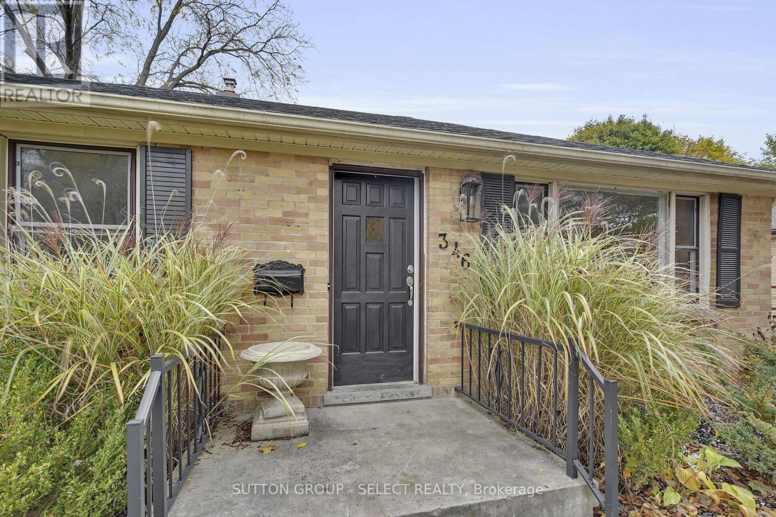 346 Stephen Street, London South, Ontario  N6K 2N3 - Photo 4 - X12482038