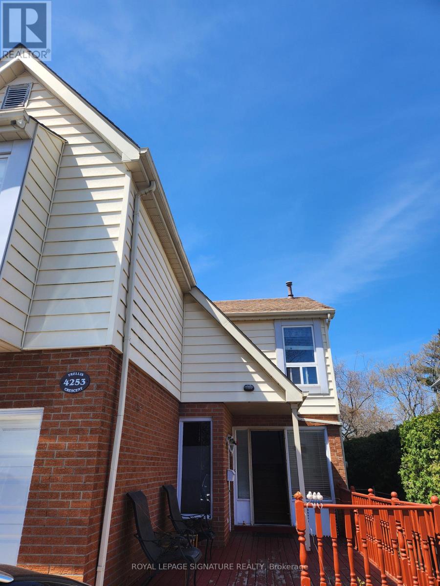 Upper - 4253 Trellis Crescent, Mississauga (Erin Mills), Ontario  L5L 2M1 - Photo 12 - W12482015