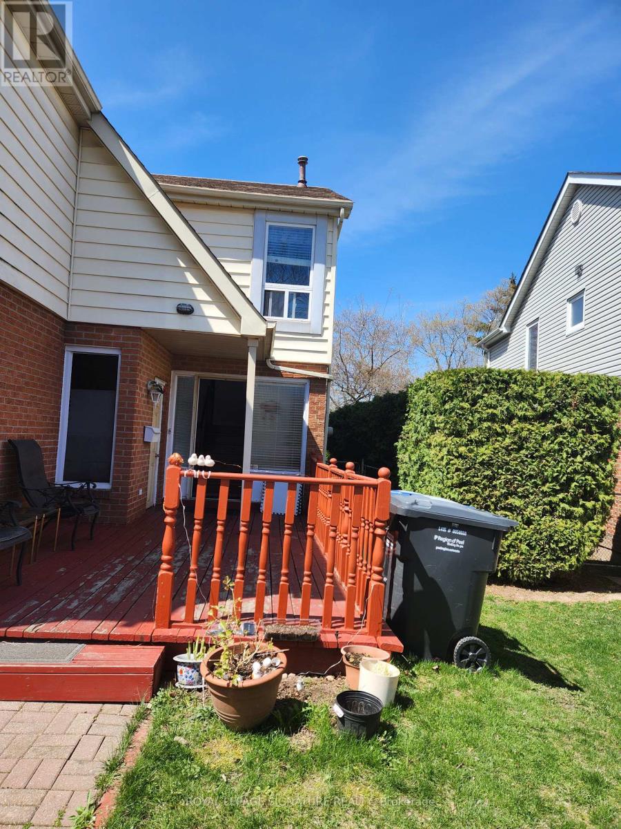 Upper - 4253 Trellis Crescent, Mississauga (Erin Mills), Ontario  L5L 2M1 - Photo 13 - W12482015