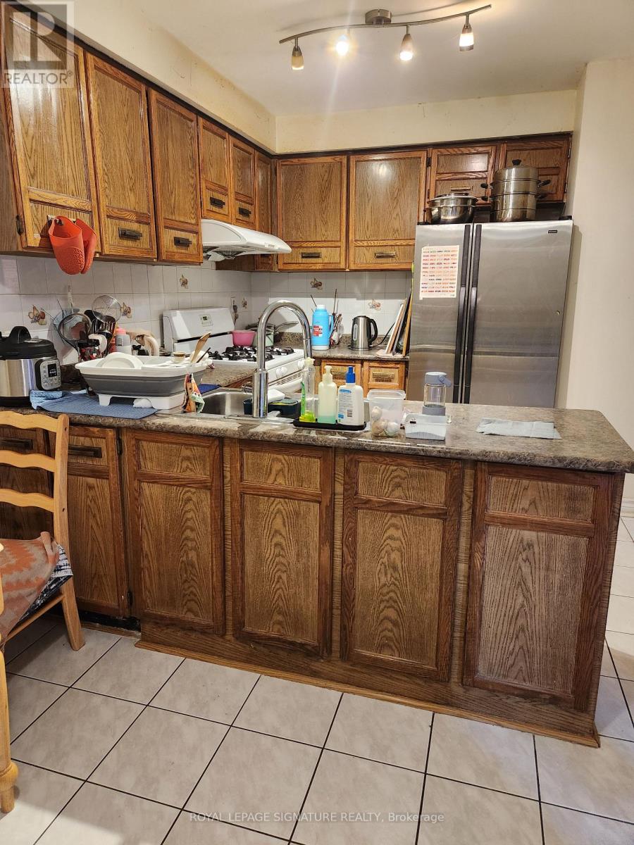 Upper - 4253 Trellis Crescent, Mississauga (Erin Mills), Ontario  L5L 2M1 - Photo 9 - W12482015