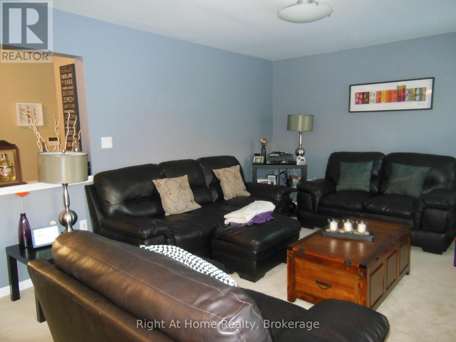 411 Cedar Hedge Road, Milton, Ontario  L9T 5K7 - Photo 25 - W12482048
